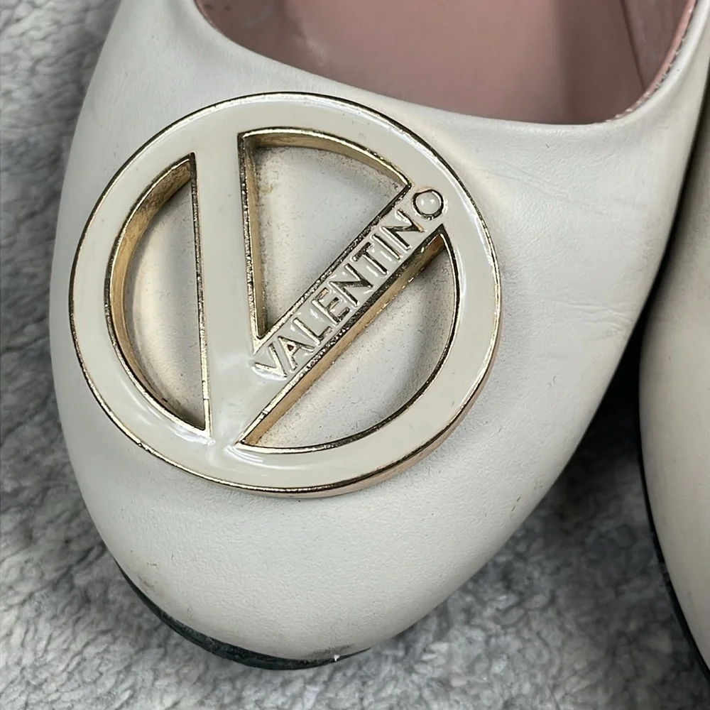 Valentino Calliope Leather Ballet Flats V Medallion Ivory Cream Sz 8 - Picture 4 of 14